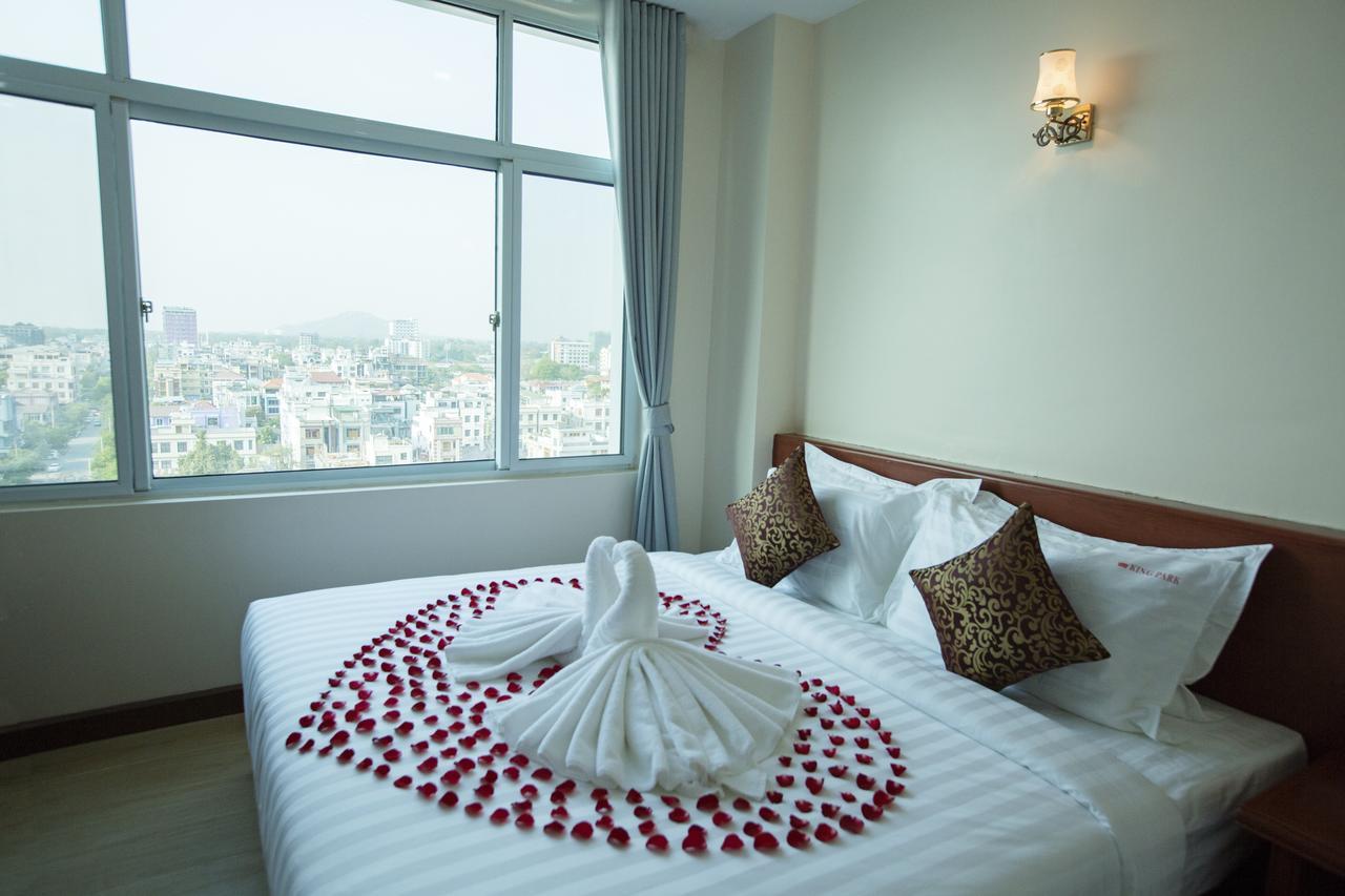 King Park Hotel Mandalay Exteriör bild