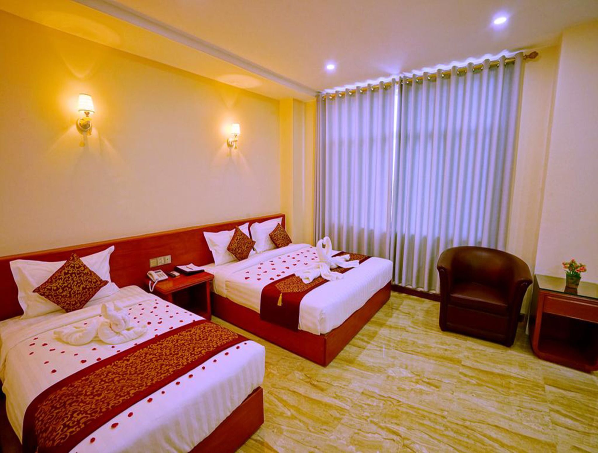 King Park Hotel Mandalay Exteriör bild